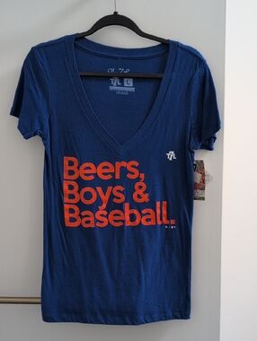 NY Mets T7L - Blue V-Neck Tee with Orange 'Beers, Boys & Baseball' Print NWT